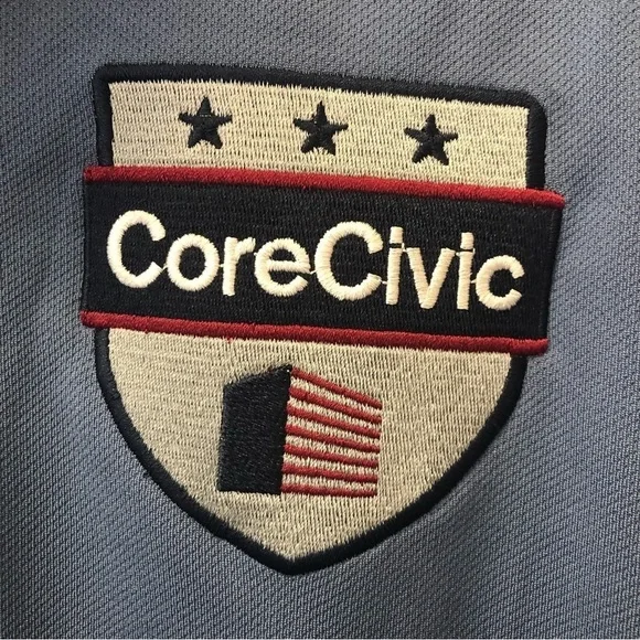 Galls/ MENS//NWT-polo are available/ size M/100% polyester polo shirts /Blue - Picture 7 of 15